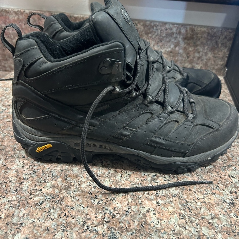 Men’s 10 Hiking Boots